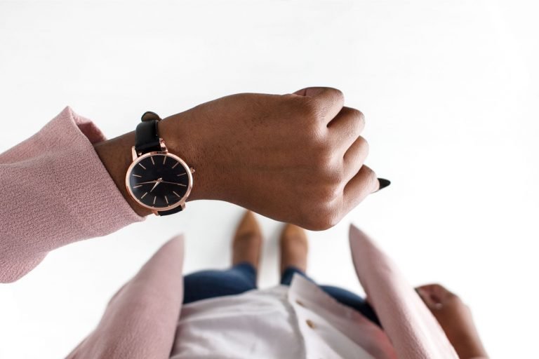virtual assistant watch check
